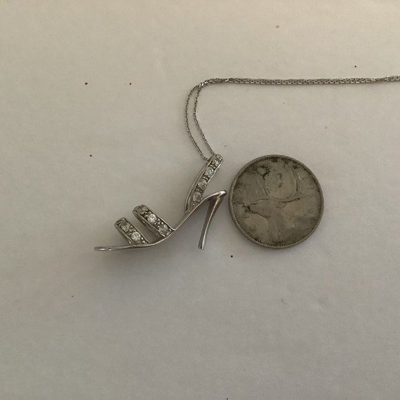 Sterling Silver high heel stiletto pendant necklace with chain - Picture 7 of 9